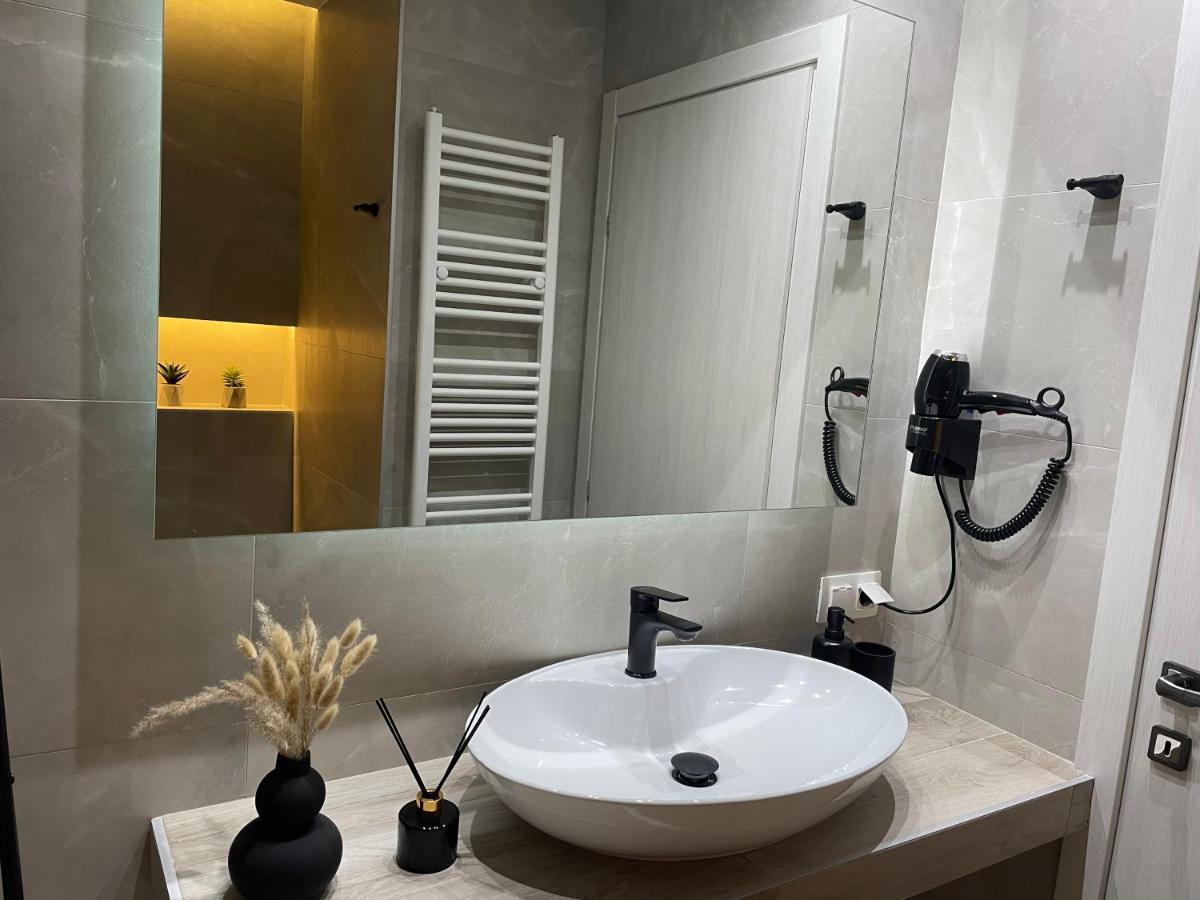 Jacuzzi Suite Ladadika Soluň Exteriér fotografie