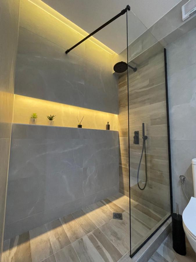 Jacuzzi Suite Ladadika Soluň Exteriér fotografie
