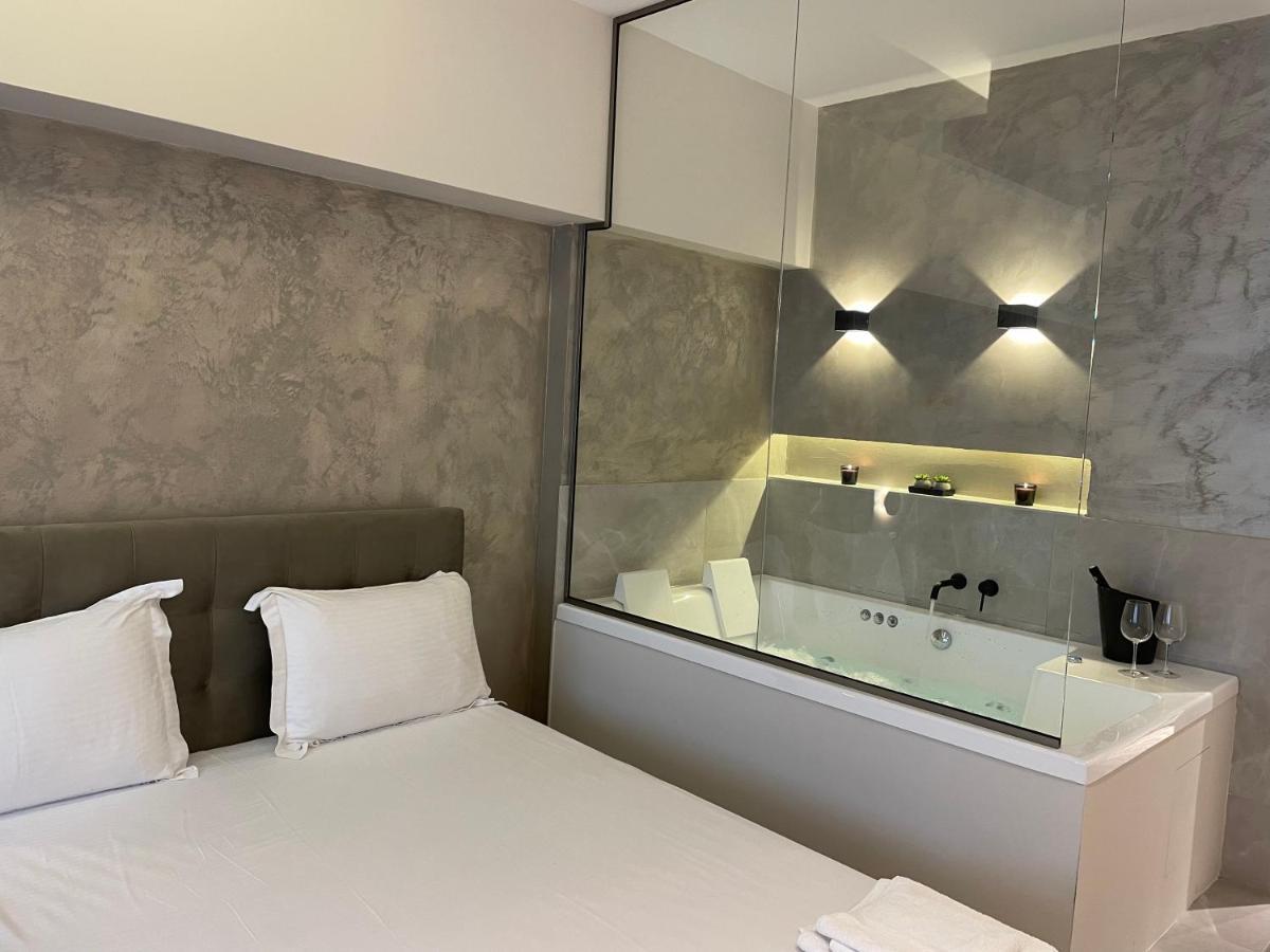 Jacuzzi Suite Ladadika Soluň Exteriér fotografie